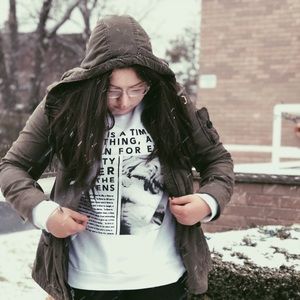 Meet your Posher, Nicole